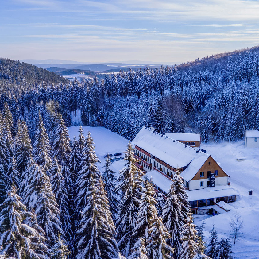 Waldhotel-Winter-2022-1x1